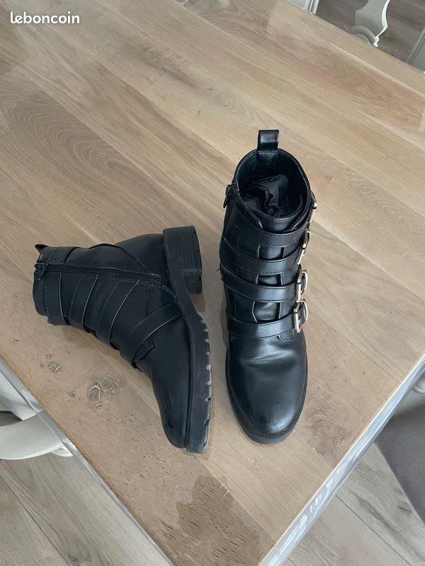 Bottines avec boucles River Island (image 4)