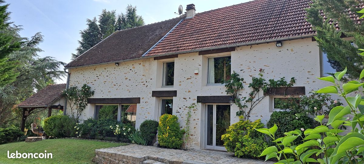 Maison 8 pièces 195 m² · à Boissy-le-Châtel · 195 m² · 465 000 €