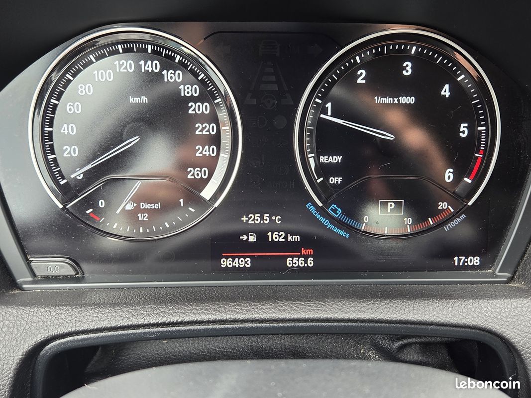 Bmw SERIE 1 (F40) 118DA 150CH BUSINESS DESIGN (image 15)