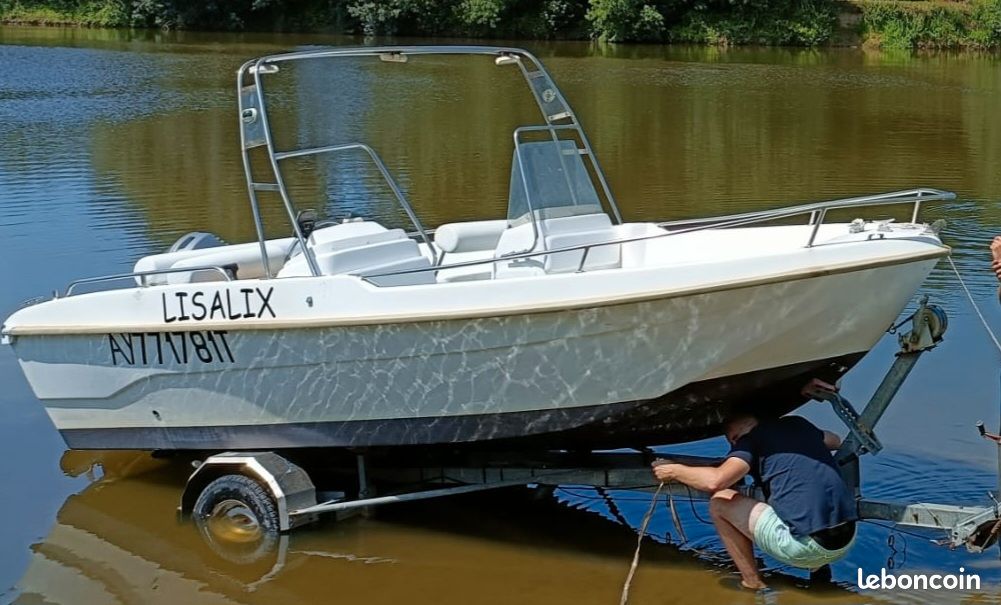 Bateau Coque open ultramar 5,5 m (image 1)