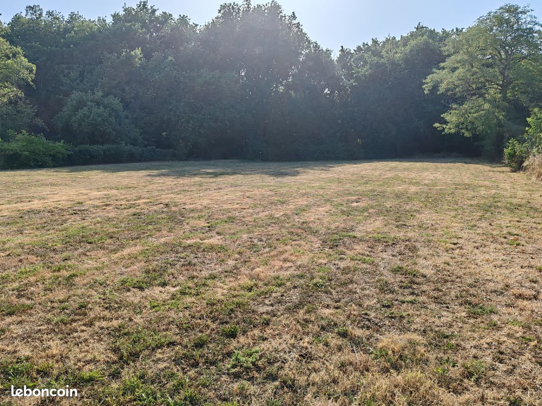 Terrain 2099 m² · à Cambernard · 2 099 m² · 122 000 €