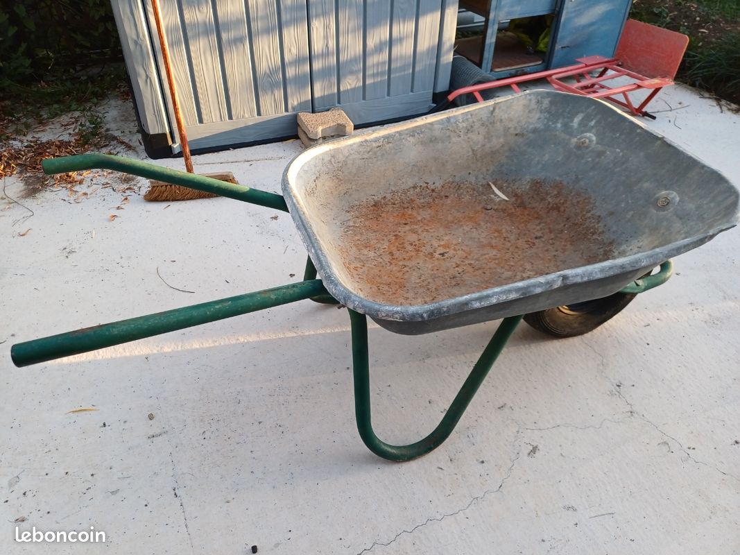 Brouette pour jardin (image 1)