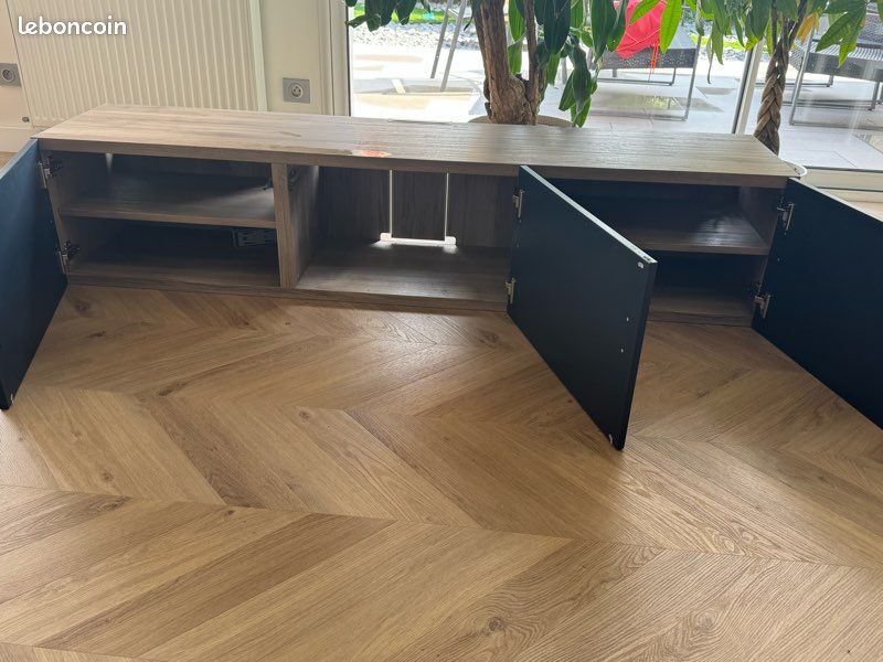 Meuble télé IKEA (image 1)