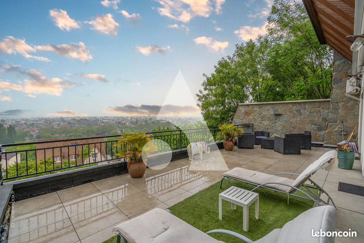 Maison 6 pièces 156 m² · à Chennevières-sur-Marne · 156 m² · 739 000 €