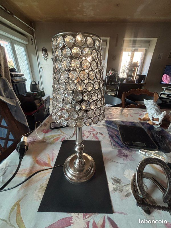 Superbe Lampe de Table Style Cristal – Illuminez votre Intérieur avec Élégance (image 9)