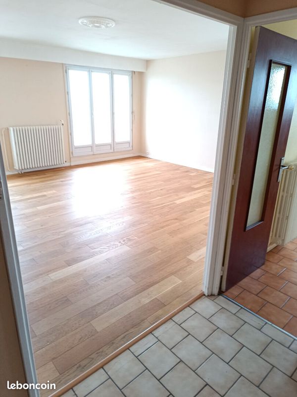 Appartement 2 pièces 62 m² · à Tours · 62 m² · 740 €
