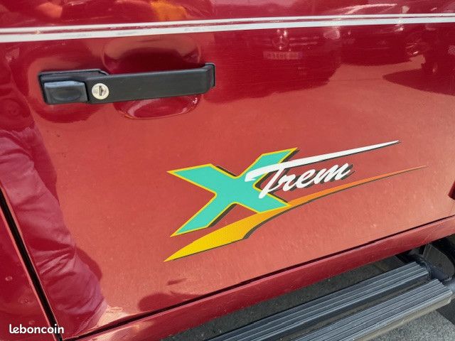 Land Rover DEFENDER 90 Tdi XTREM , treuil, attelage, etc... (image 26)