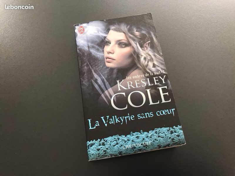 Roman de KRESLEY COLE titre La Valkyries sans cœur tome 8 (image 1)