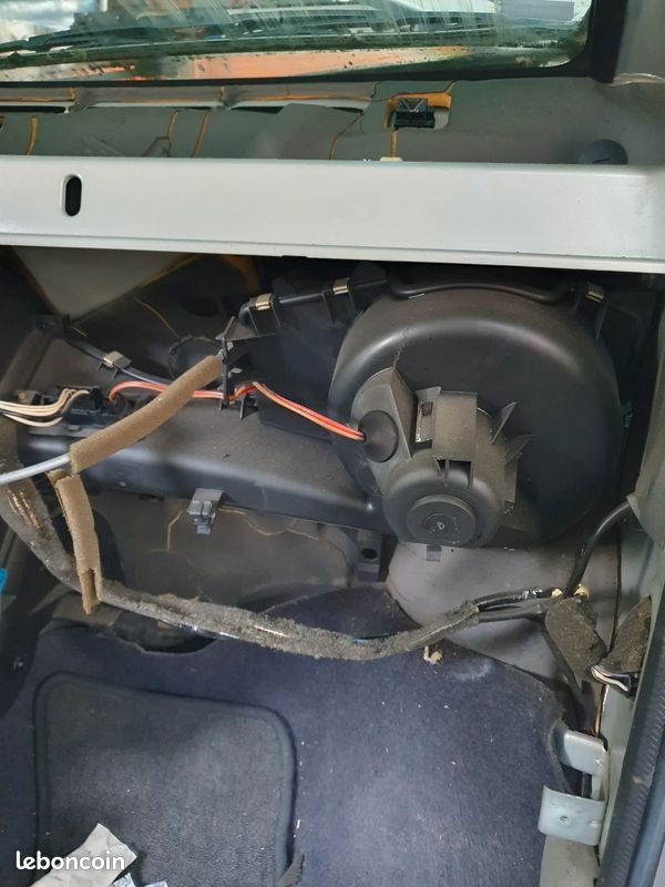 Bloc de chauffage et ventilation twingo 1 ph2 (image 2)