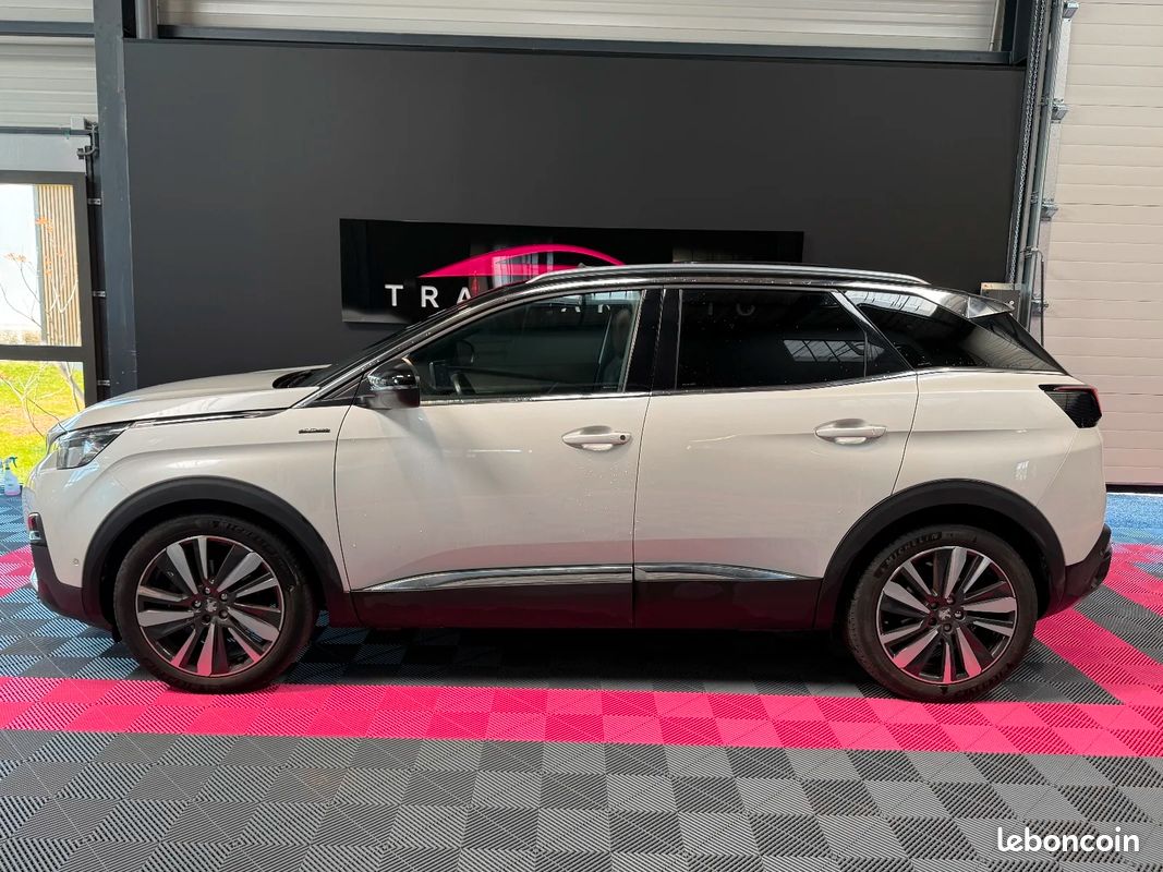 PEUGEOT 3008 165ch GT Line MOTEUR A CHAINE/ Toit ouvrant/ Sièges cuir/Apple Carplay 16880 (image 2)