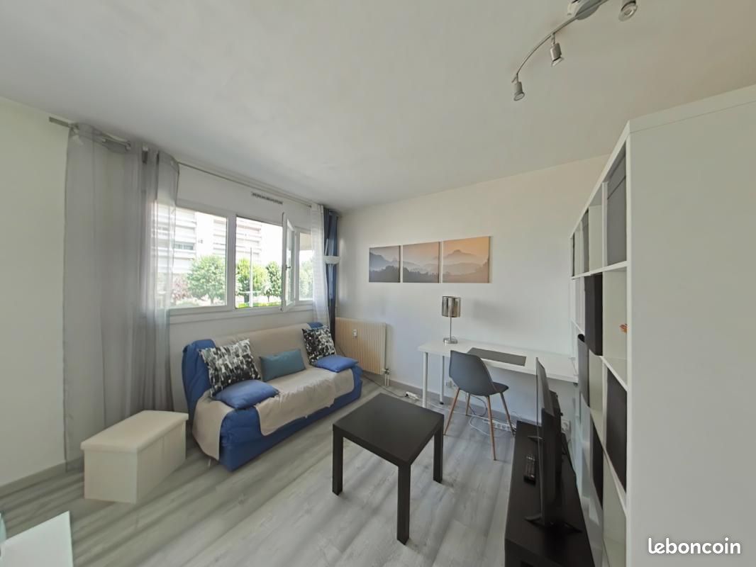 Appartement 1 pièce 29 m² · à Saint-Étienne · 29 m² · 520 €