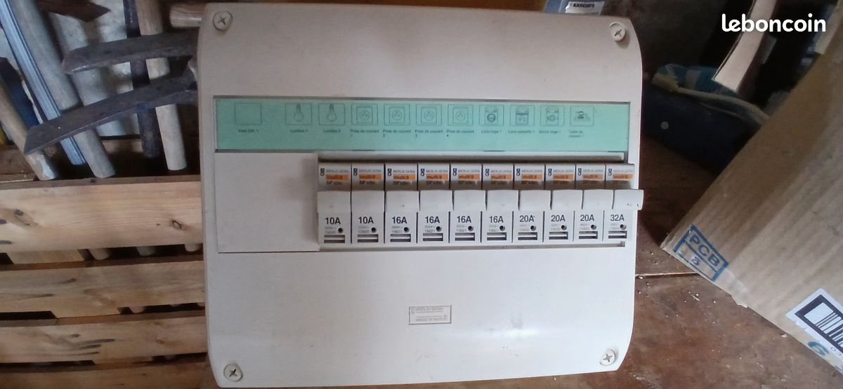 Ensemble Lot disjoncteur électrique (image 2)