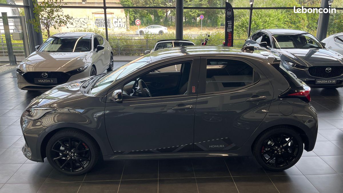 MAZDA Mazda2 Hybrid 1.5L CVT 116 ch Homura (image 2)