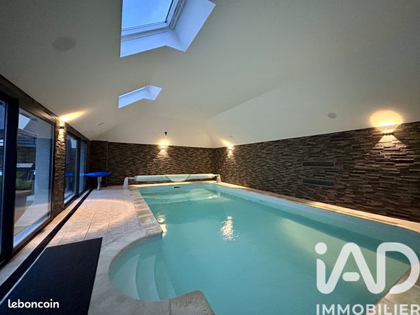 Propriété 8 pièces 260 m²