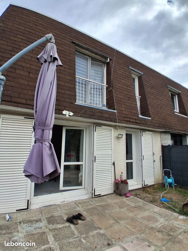 Maison 5 pièces 95 m² · à Lisses · 95 m² · 264 000 €