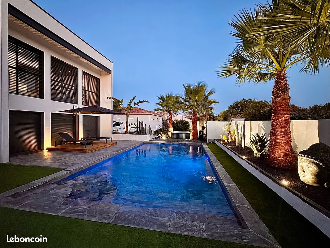Maison 8 pièces 250 m² · à Saint-Aunès · 250 m² · 849 000 €