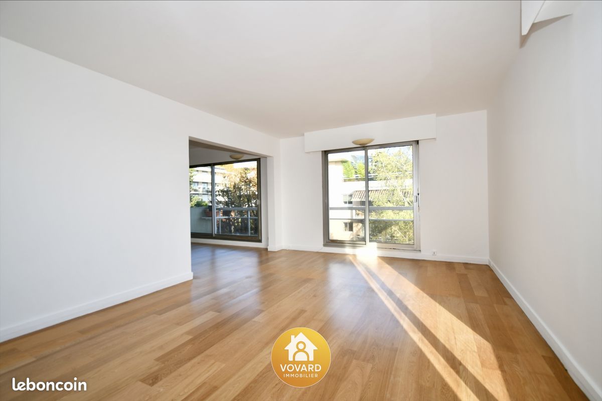 Appartement 5 pièces 99 m² · à Montmorency · 99 m² · 360 000 €