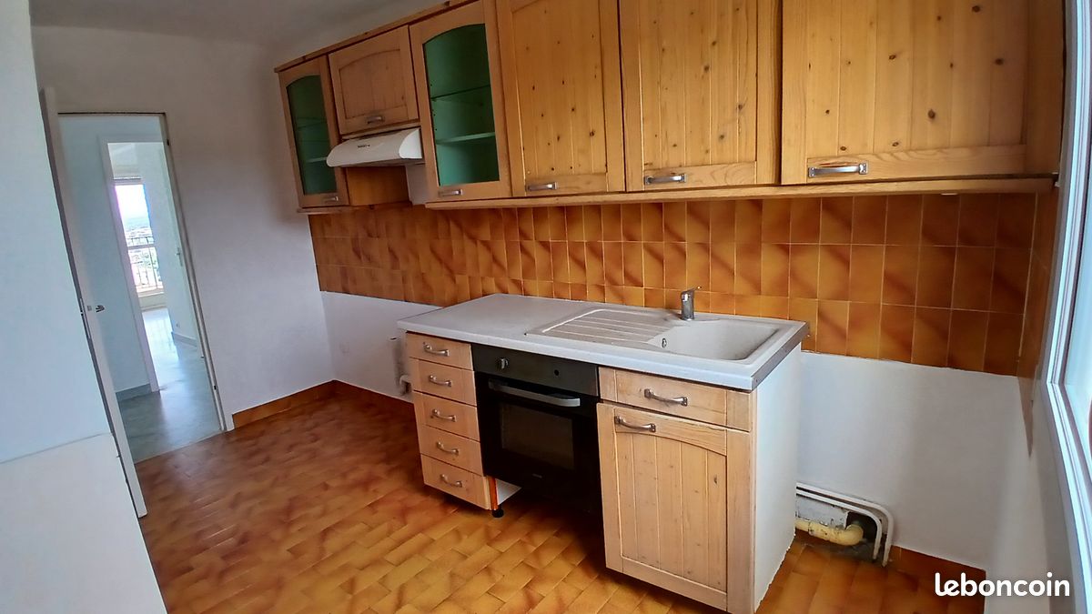 Appartement 4 pièces 77 m² · à Salon-de-Provence · 77 m² · 847 €/mois