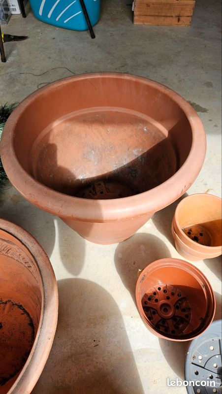 Pots de fleurs ,coupelles (image 5)
