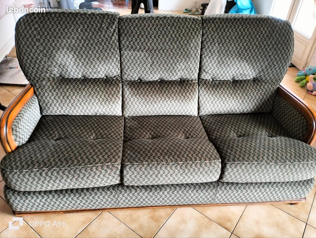 Canapé 3 places et deux fauteuils (image 1)