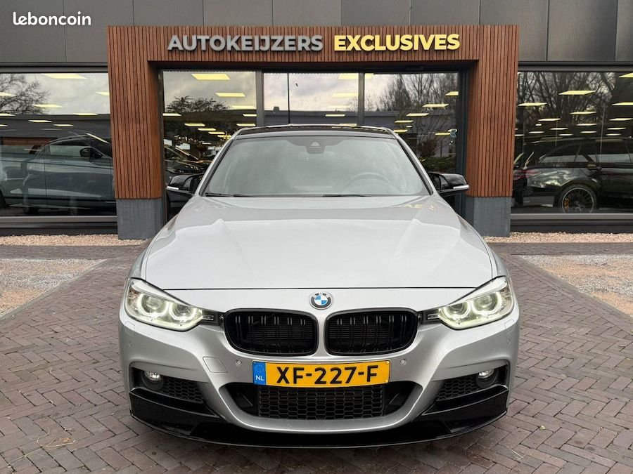 BMW Série 3 335i 306ch Xdrive M sport - Affichage tête haute Phares bi-xénon (image 2)