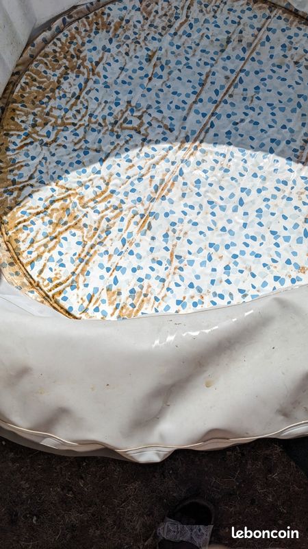 Jacuzzi (image 12)