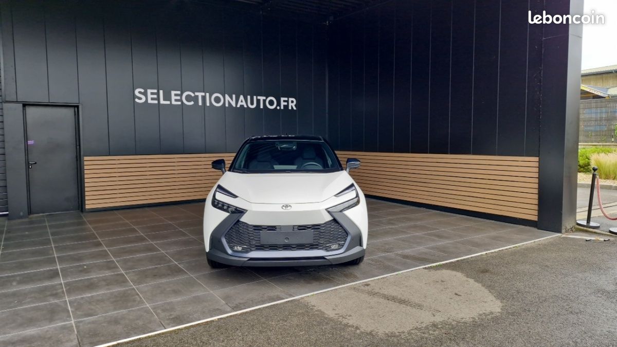 Toyota C-HR 1.8 Hybride 140 Design (image 3)