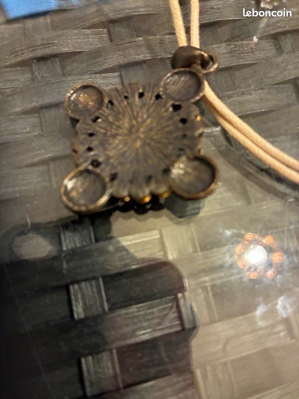 Collier pierres brillantes (image 5)