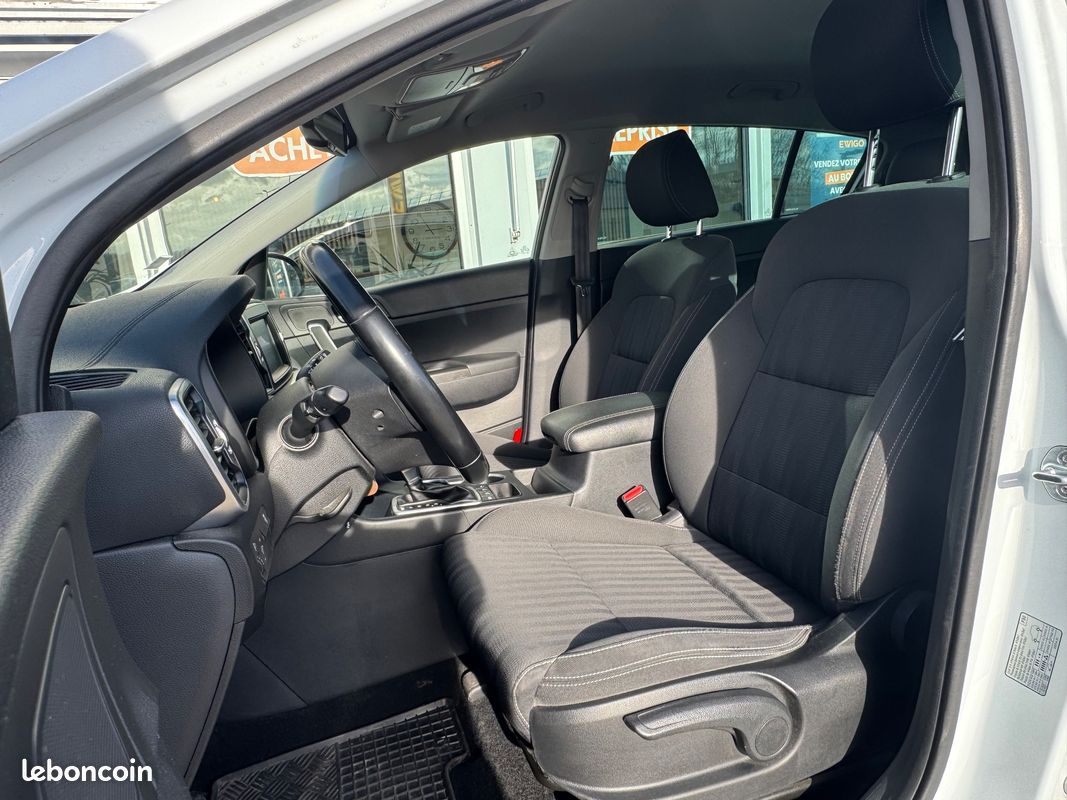 KIA Sportage 1.7 CRDI 140CH PRO ACTIVE 4X2 DCT BVA – CAMÉRA DE RECUL – APPLE CARPLAY – DRIVE MODE (image 9)