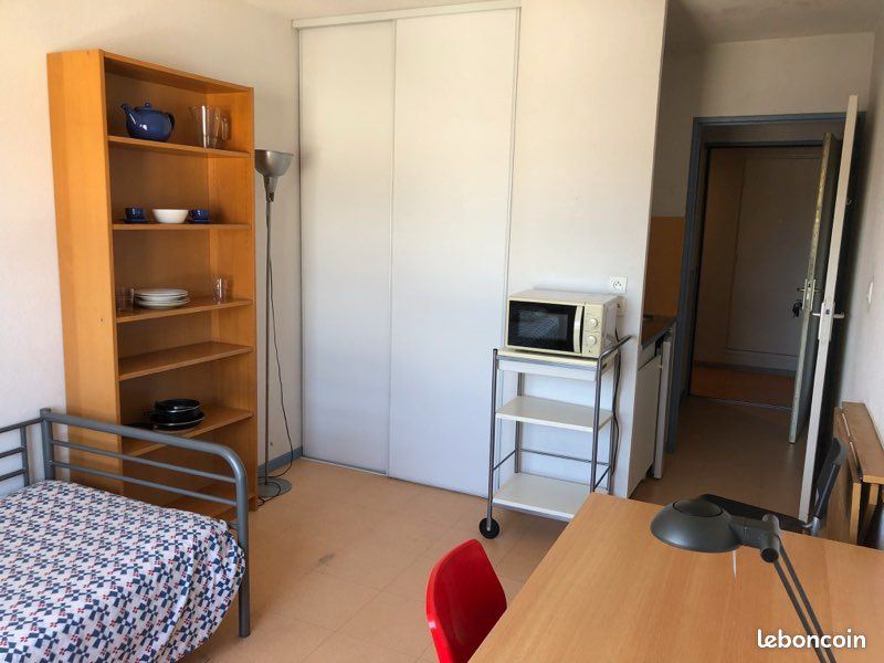 Appartement 1 pièce 18 m² · à Toulon · 18 m² · 468 €/mois
