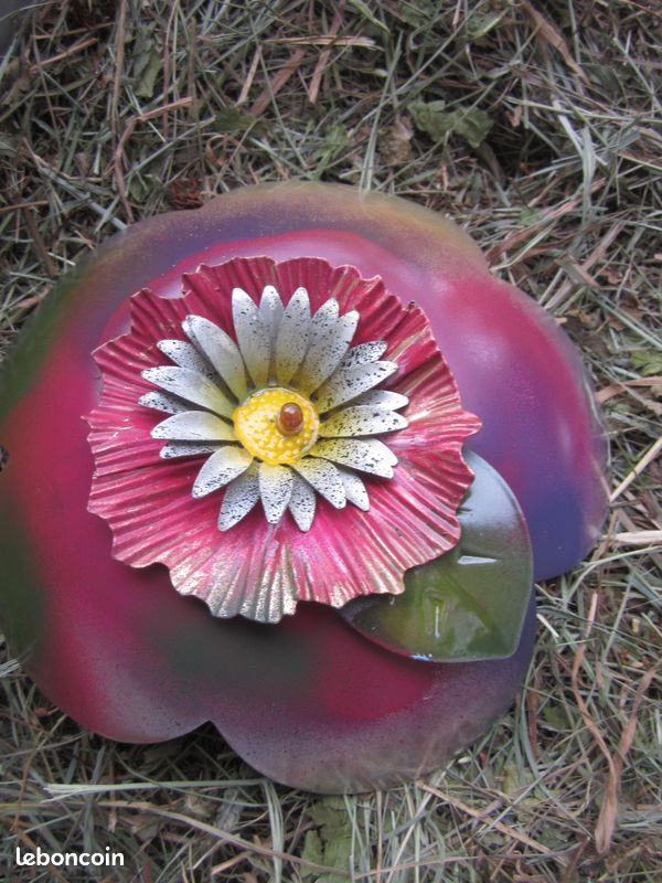 Effet Fleurs "les Grandes Corolles", Métal Création Artisanale, Pièce Unique Maison Jardin (image 4)