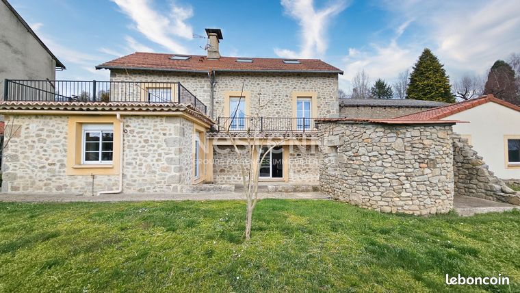 Maison 7 pièces 166 m²