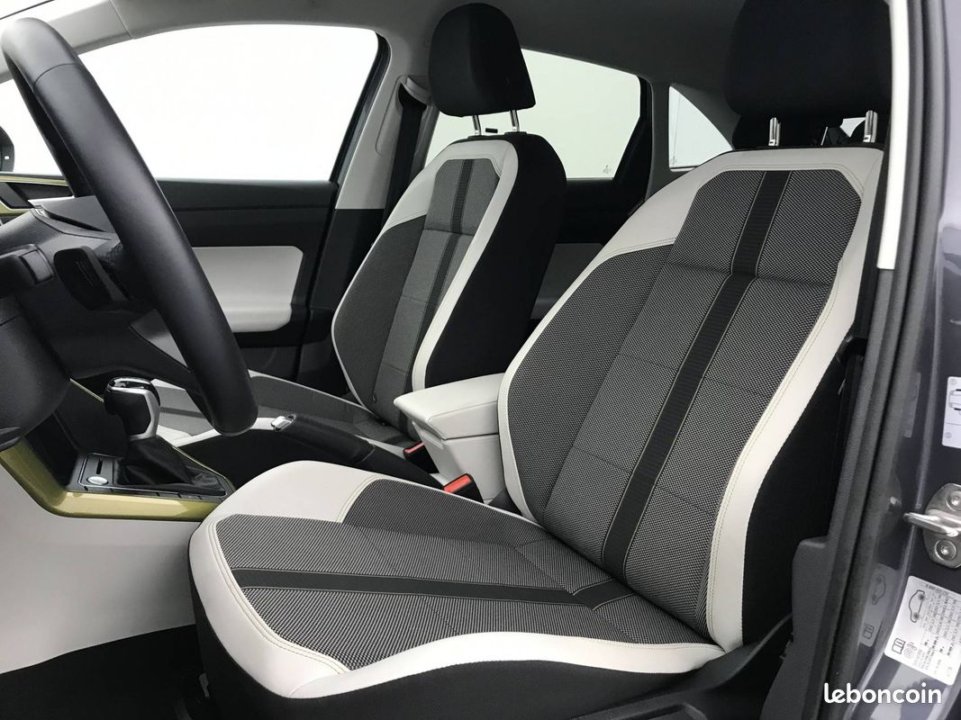 VOLKSWAGEN Taigo 1.0 TSI 116 DSG7 Style (image 11)