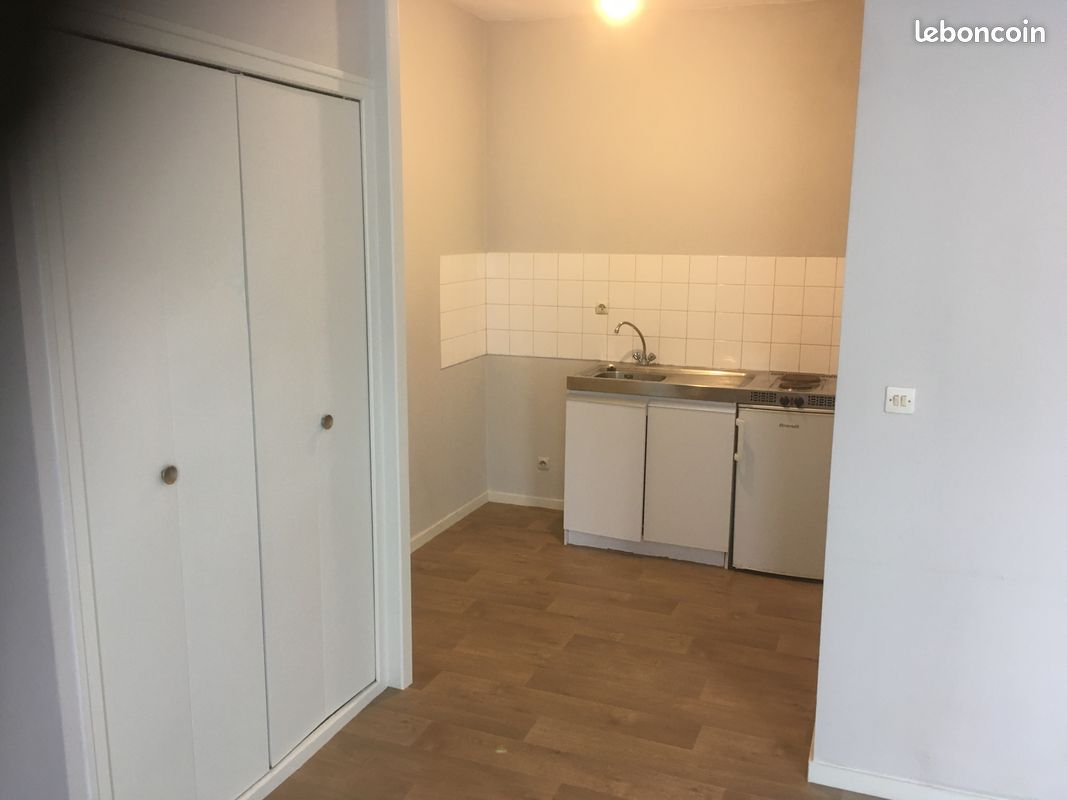 Appartement 1 pièce 29 m² · à Angers · 29 m² · 550 €