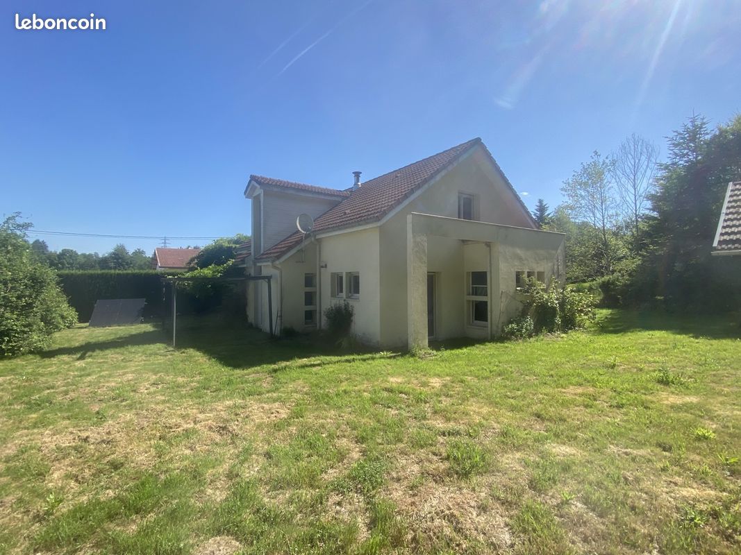 Maison 6 pièces 135 m² · à Docelles · 135 m² · 216 000 €