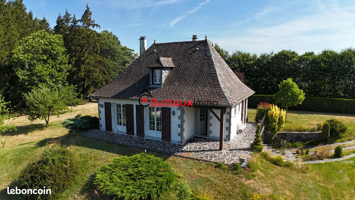 Maison 5 pièces 103 m² · à Junhac · 103 m² · 189 990 €