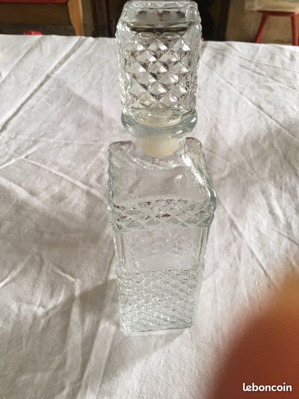 Bouteille de whisky vintage (image 1)