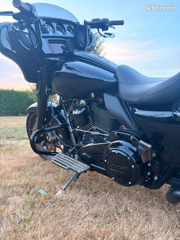 Harley Davidson (image 3)