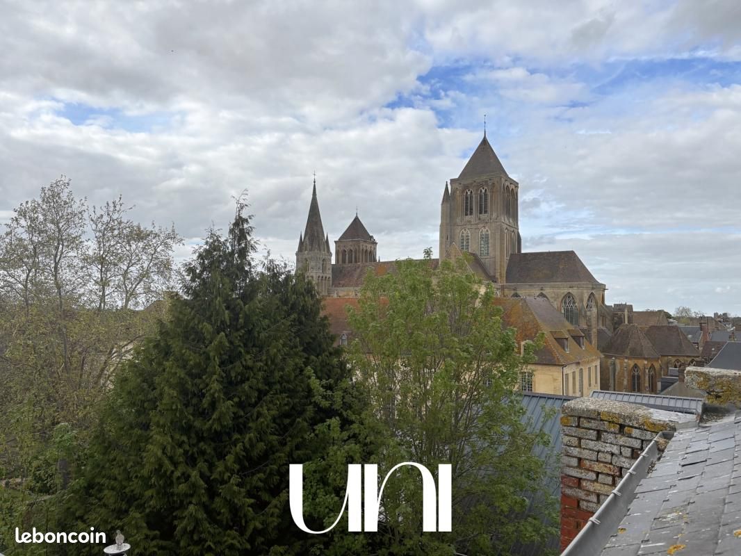 Maison 10 pièces 246 m² · à Saint-Pierre-en-Auge · 246 m² · 140 000 €