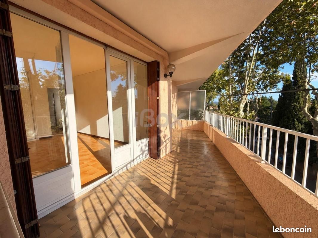 Appartement 3 pièces 65 m² · à Cuers · 65 m² · 827 €/mois