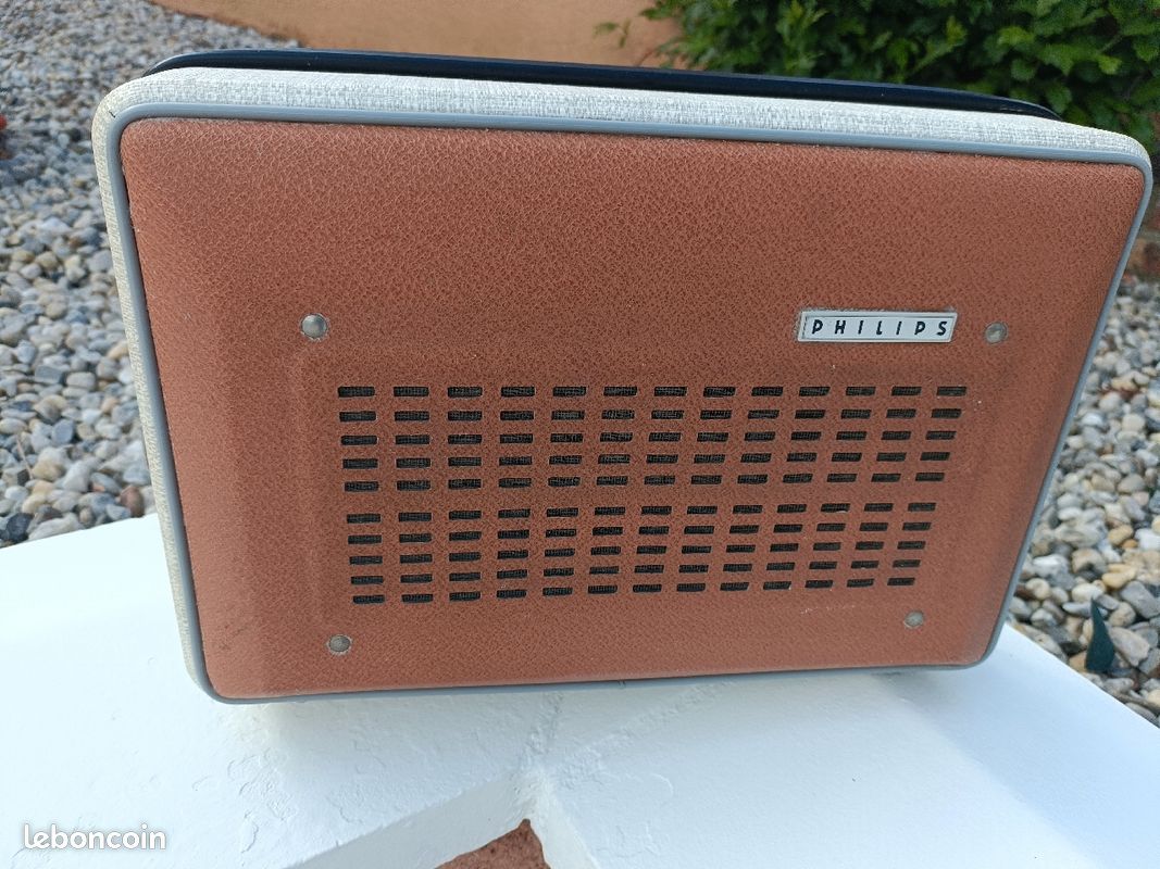 Tourne disque vintage (image 3)