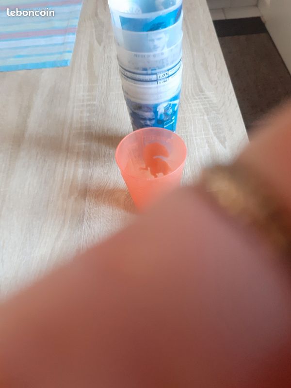 Verres plastiques de pub (image 2)