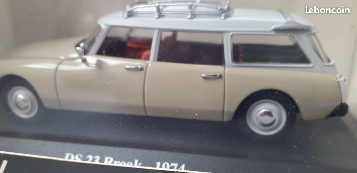 1974 - CITROËN DS 23 BREAK | Fabricante CITROËN