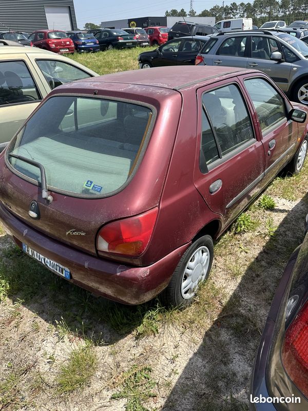 FORD FIESTA 1.25L 86000km d origine en l etat (image 4)