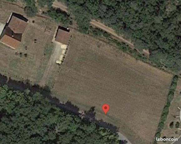 Terrain 2 085 m² Grolejac