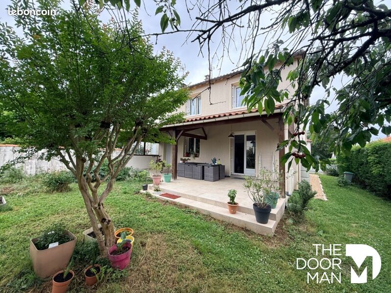 Maison 5 pièces 122 m² · à Niort · 122 m² · 219 900 €