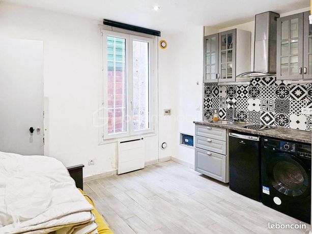 Studio 1 pièce 16 m²