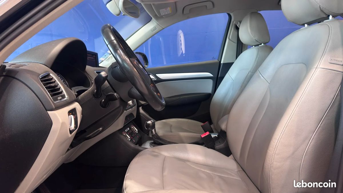 Audi Q3 2.0 TFSi 211ch Ambiente - Moteur à chaîne - Radar de recul - Climatisation bi-zones (image 10)