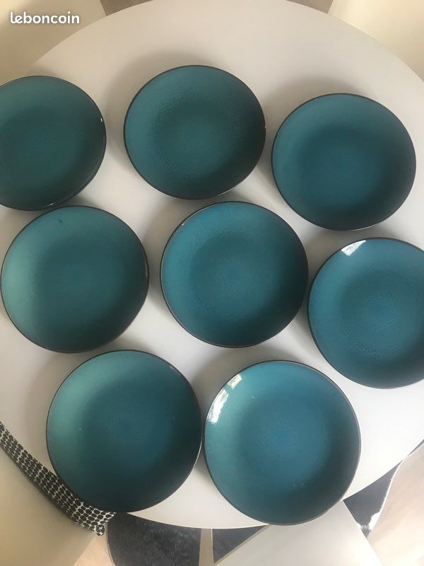Lot de 8 assiettes en grès bleu (image 2)