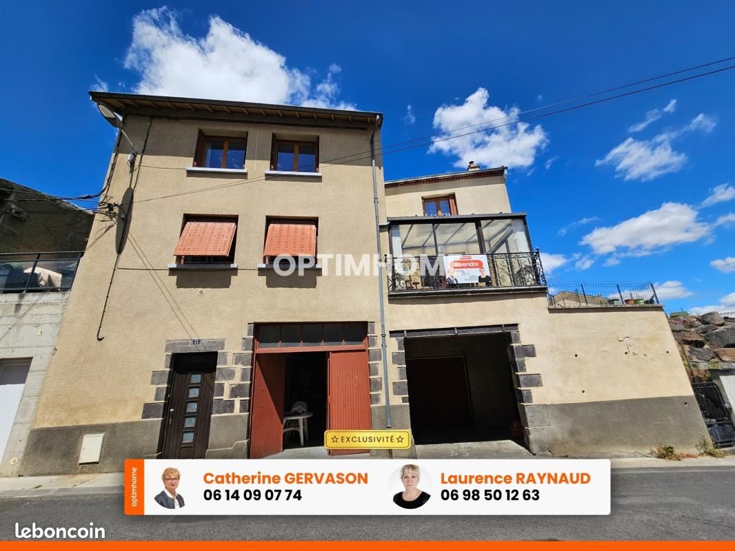 Maison 8 pièces 165 m² · à La Roche-Blanche · 165 m² · 145 900 €